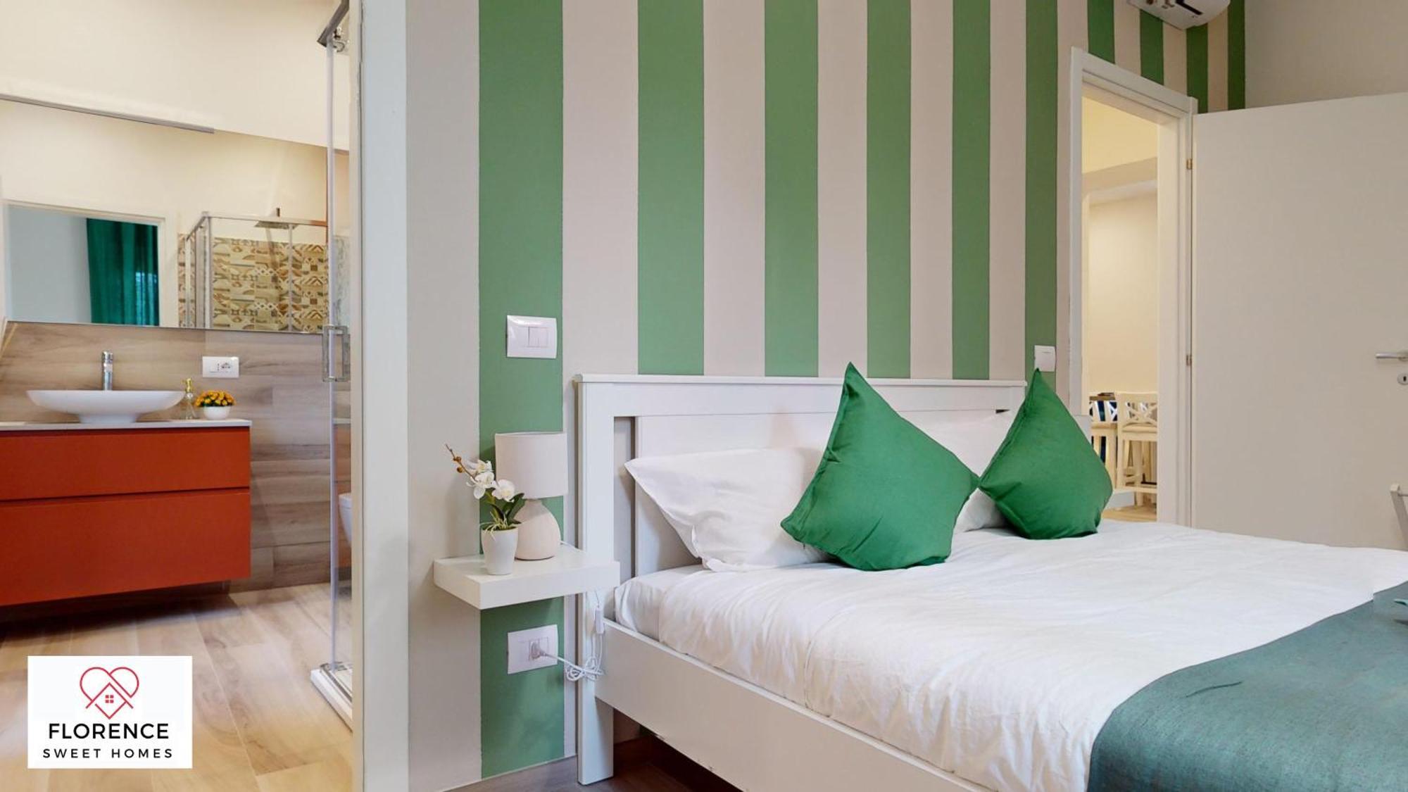 Sonia Apartment With Free Parking By Florence Sweet Homes Buitenkant foto